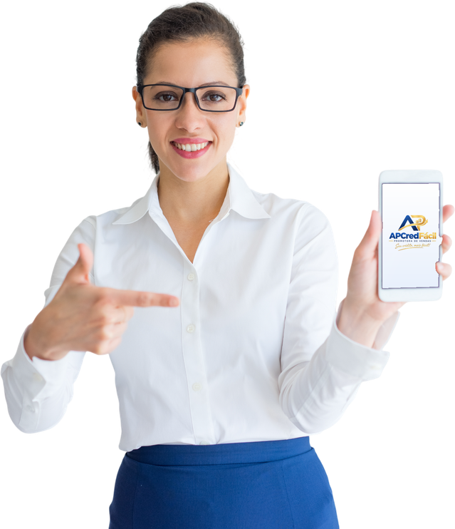 Cliente comemorando ao olhar o celular